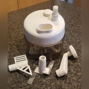 Manual Salsa Maker/Food Chopper